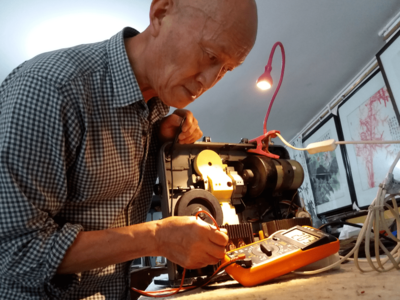 【記憶】李海 ‖ 朱純一:與收音機相伴一生的人